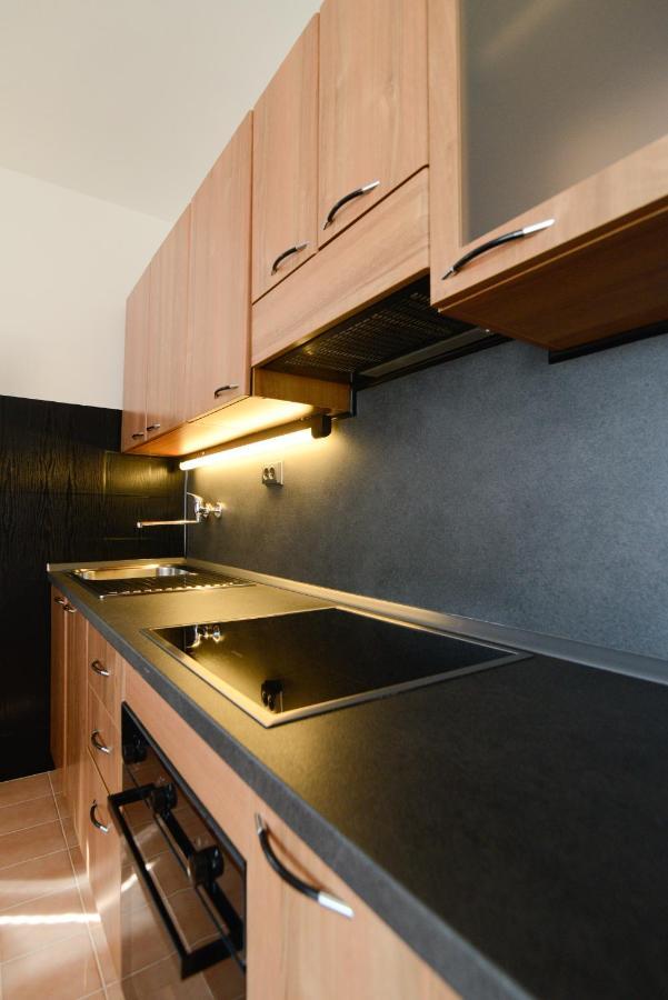 Apartment Glicinija Задар Екстериор снимка