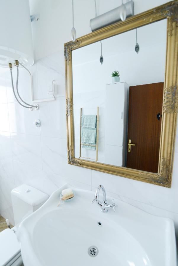 Apartment Glicinija Задар Екстериор снимка
