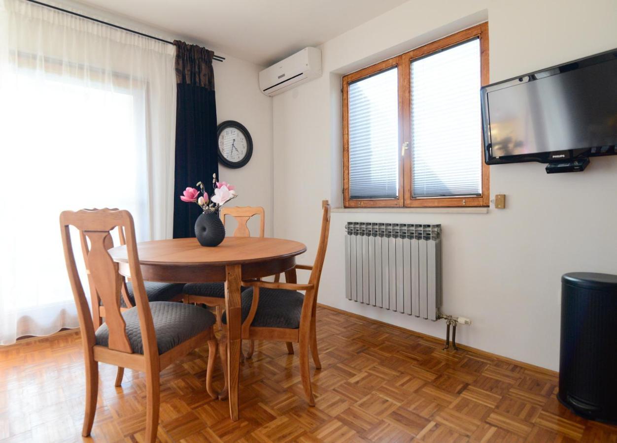 Apartment Glicinija Задар Екстериор снимка