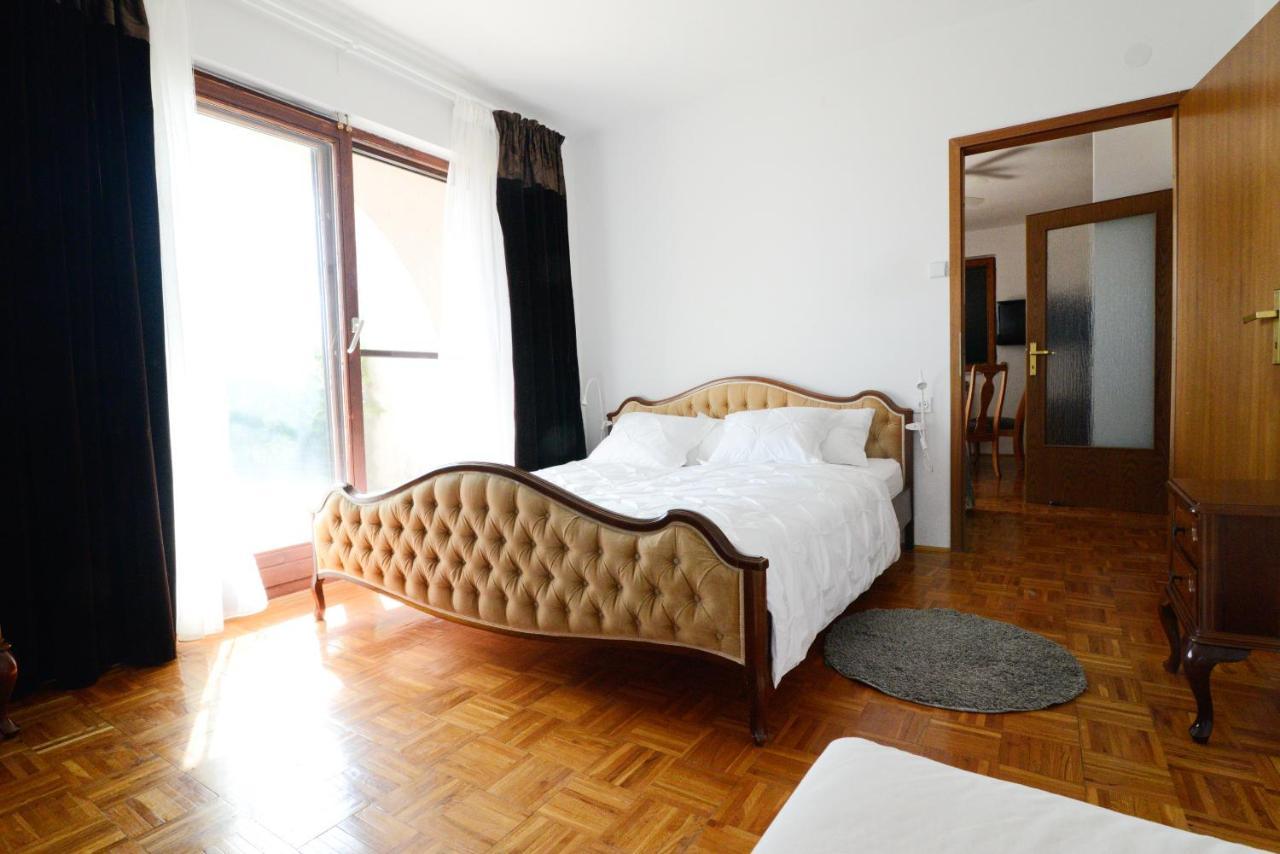 Apartment Glicinija Задар Екстериор снимка
